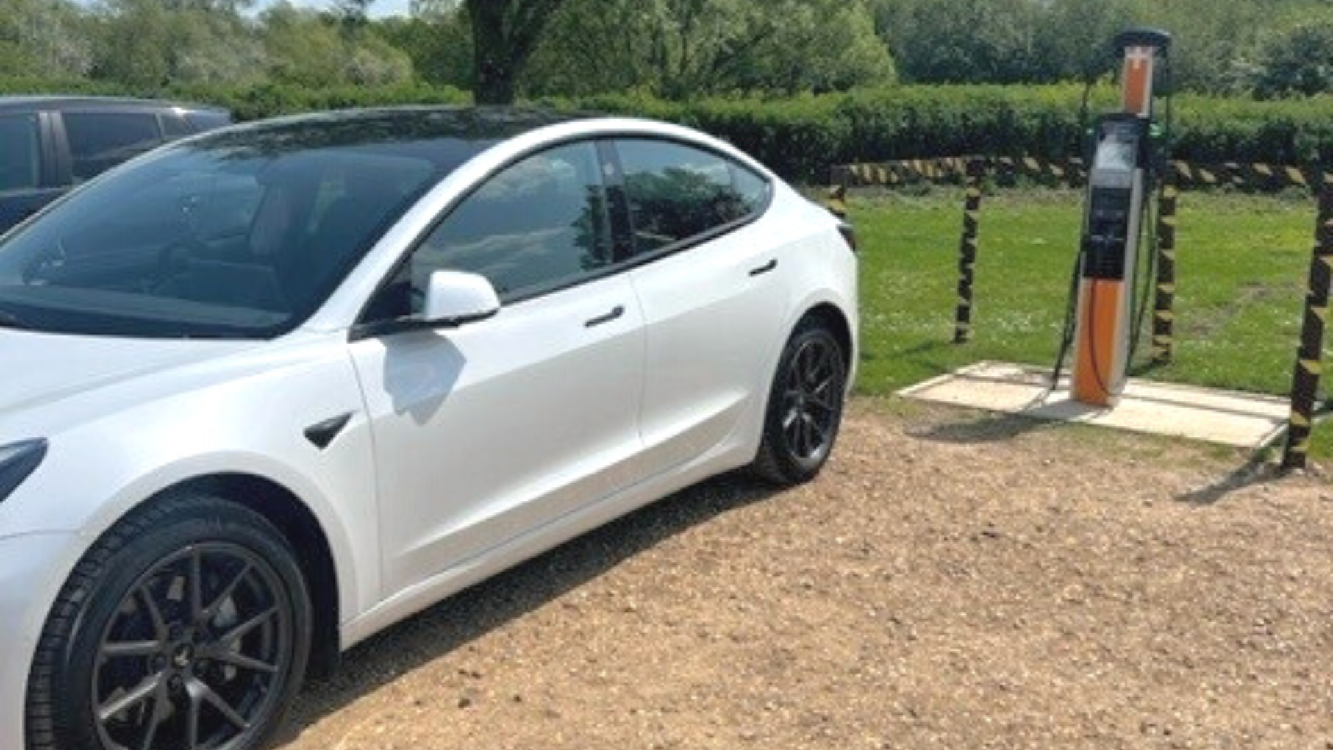 New EV Charging Station Opens at Stanwick Lakes
